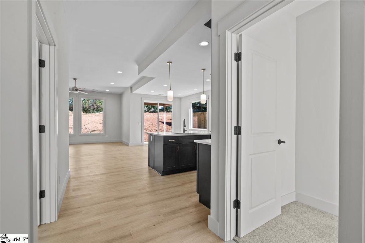 33 Wrenn Road Taylors, SC 29687 - Photo 6 of 26 Gallery Image 6
