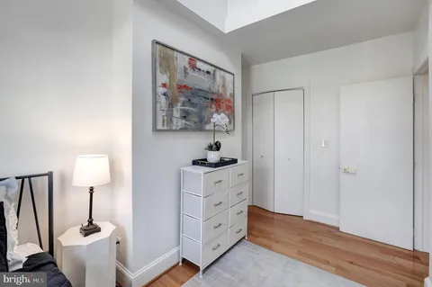 $999,000 | 708 I Street Southeast, Washington, DC 20003