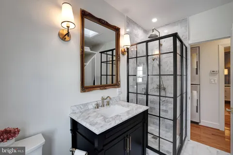 $999,000 | 708 I Street Southeast, Washington, DC 20003