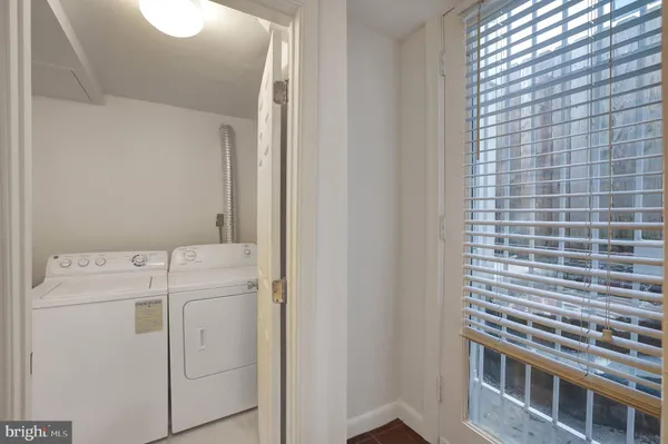 $999,000 | 708 I Street Southeast, Washington, DC 20003