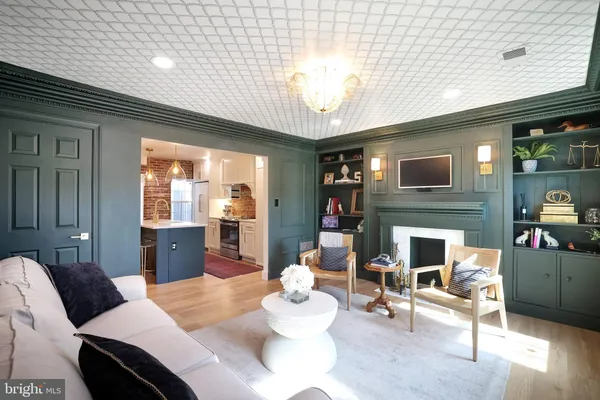 $999,000 | 708 I Street Southeast, Washington, DC 20003