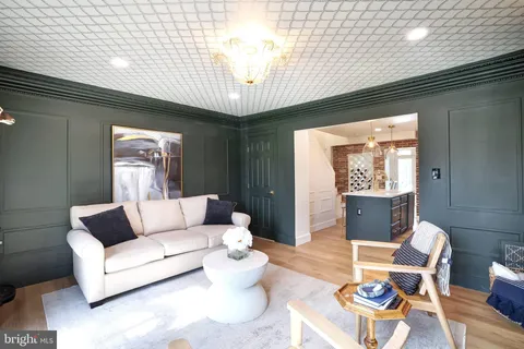 $999,000 | 708 I Street Southeast, Washington, DC 20003