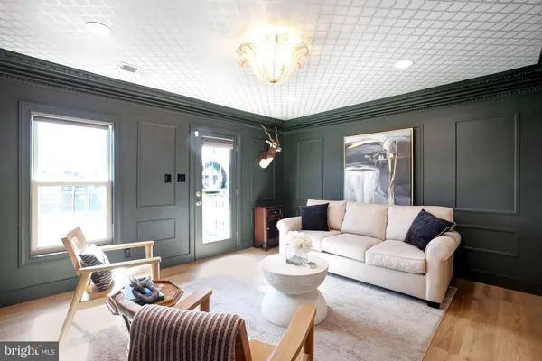 $999,000 | 708 I Street Southeast, Washington, DC 20003