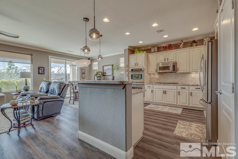 1305 Tarleton Way Reno, NV 89523 - Photo 7 of 22 Photo 7