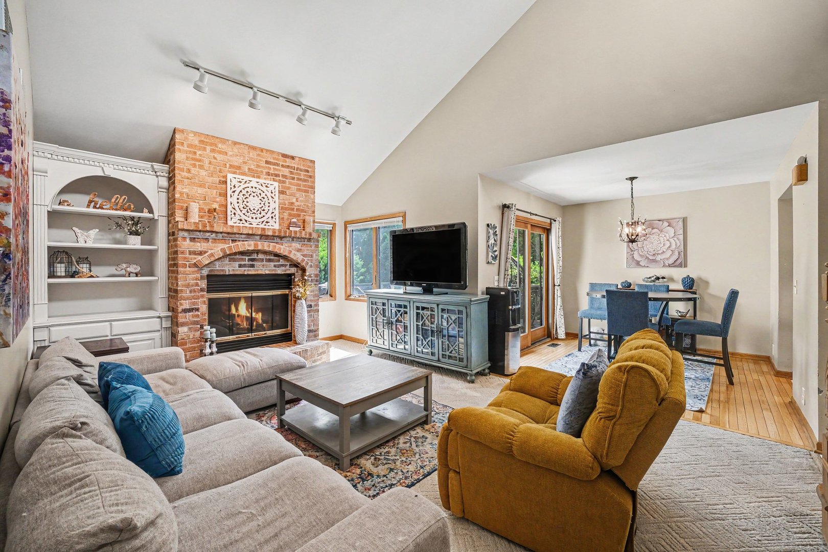 206 South Raven Road Shorewood, IL 60404 - Photo 3 of 17
