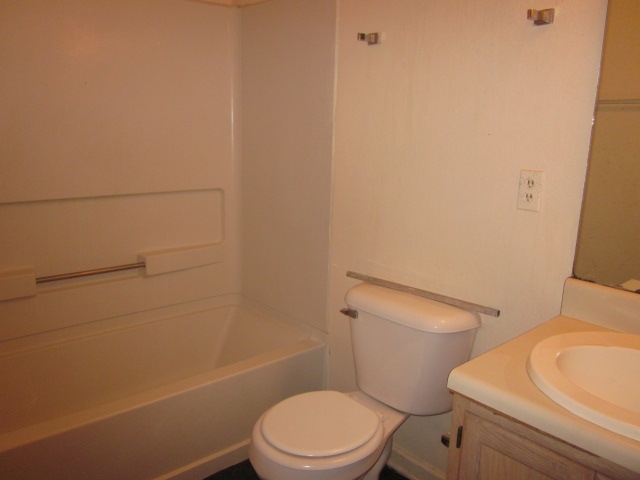 1350 A Ocala Road Tallahassee, FL 32304 - Photo 2 of 15 Gallery Image 2