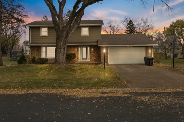 $560,000 | 9609 Vincent Avenue South, Bloomington, MN 55431