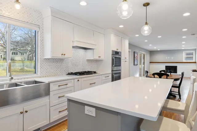 $560,000 | 9609 Vincent Avenue South, Bloomington, MN 55431