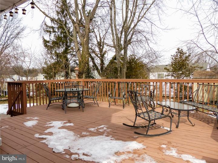 667 Mueller Road Warminster, PA 18974 - Photo 17 of 21 Deck