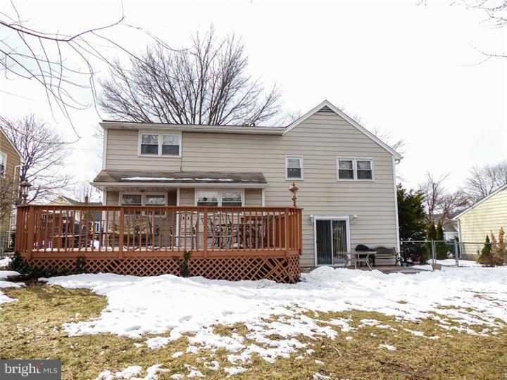 667 Mueller Road Warminster, PA 18974 - Photo 19 of 21 Exterior Back