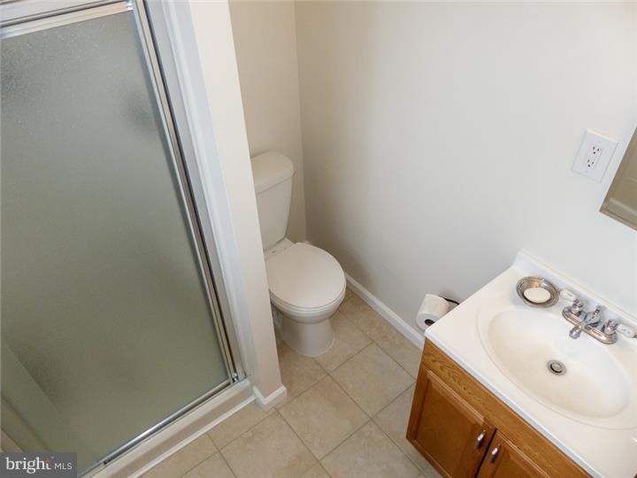 667 Mueller Road Warminster, PA 18974 - Photo 20 of 21 Bathroom