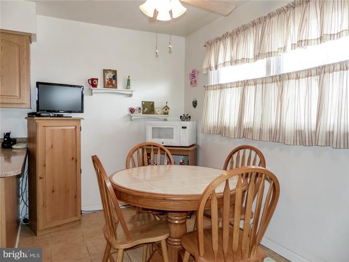 667 Mueller Road Warminster, PA 18974 - Photo 8 of 21 Kitchen