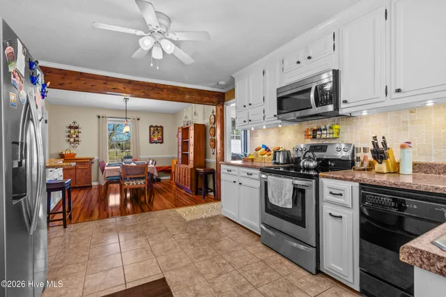 $334,000 | 6412 West W Gaskins Road, Grifton, NC 28530