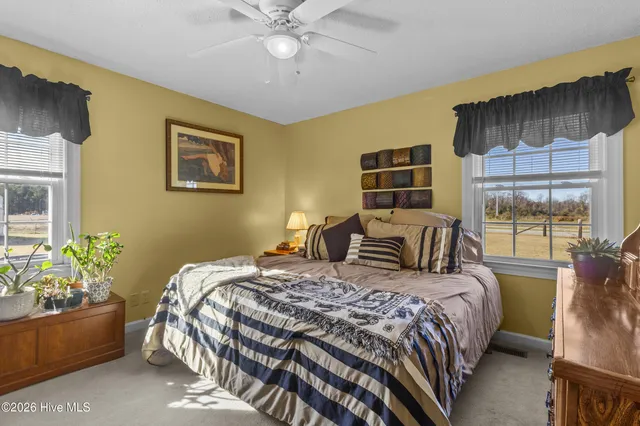 $334,000 | 6412 West W Gaskins Road, Grifton, NC 28530