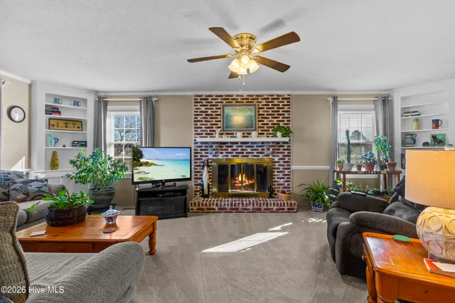 $334,000 | 6412 West W Gaskins Road, Grifton, NC 28530