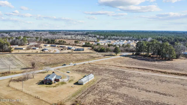 $334,000 | 6412 West W Gaskins Road, Grifton, NC 28530