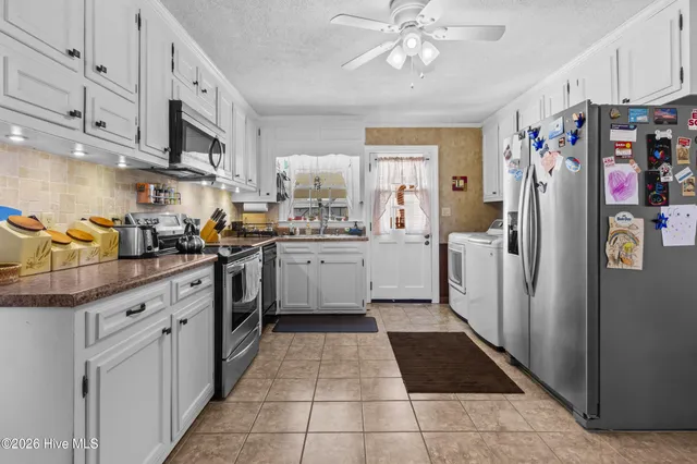 $334,000 | 6412 West W Gaskins Road, Grifton, NC 28530