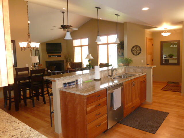 265 Heritage Drive, Unit 19 Fort Atkinson, WI 53538 - Photo 3 of 14 P1160566