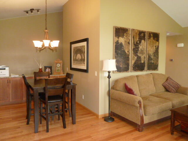 265 Heritage Drive, Unit 19 Fort Atkinson, WI 53538 - Photo 5 of 14 P1160570