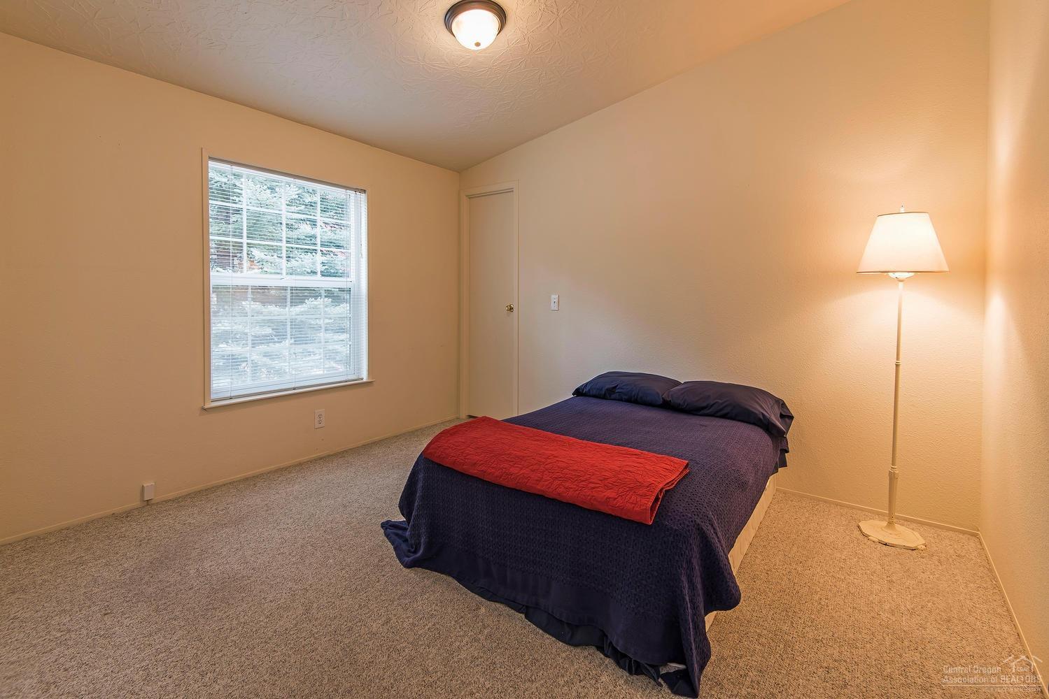 19207 Choctaw Road Bend, OR 97702 - Photo 12 of 20 Additional Photo