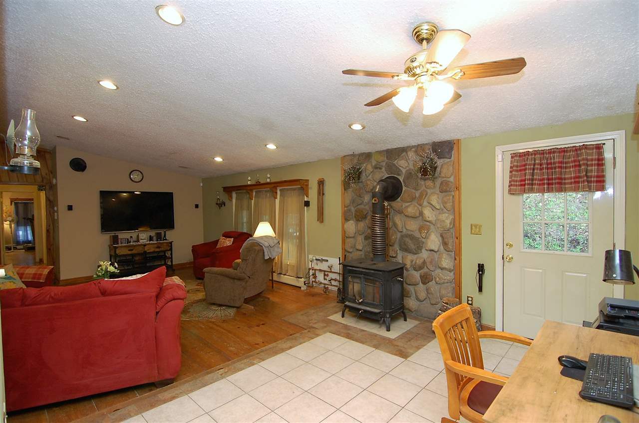289 Schoodac Road Warner, NH 03278 - Photo 10 of 32