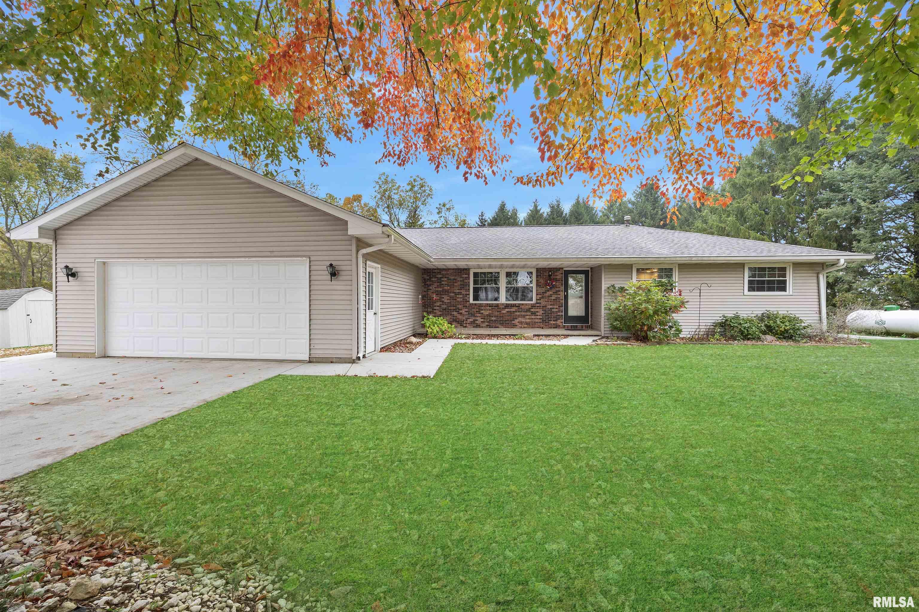 29780 Northrup Road Trivoli, IL 61569 - Photo 1 of 38