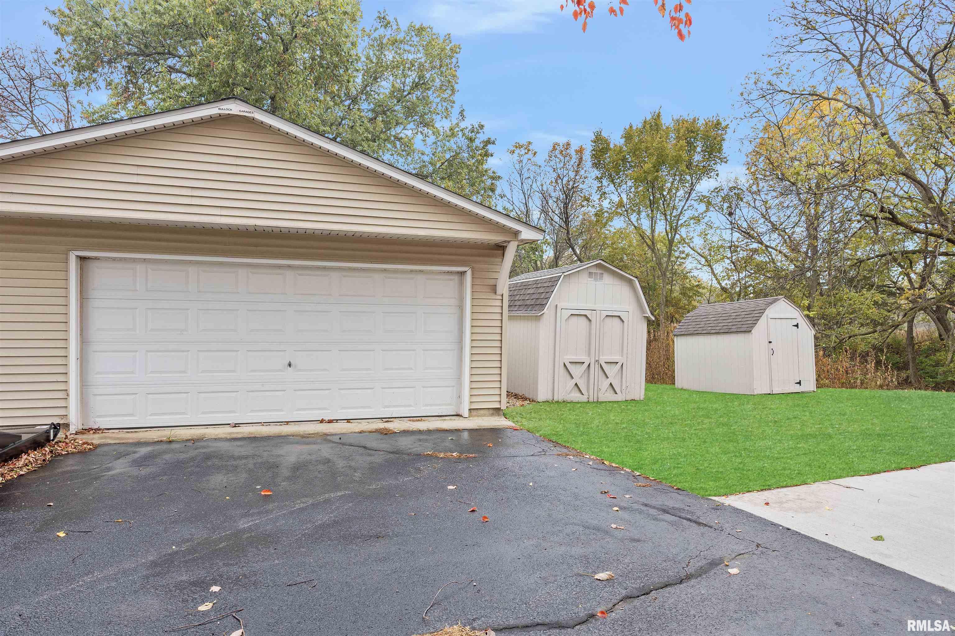 29780 Northrup Road Trivoli, IL 61569 - Photo 4 of 38
