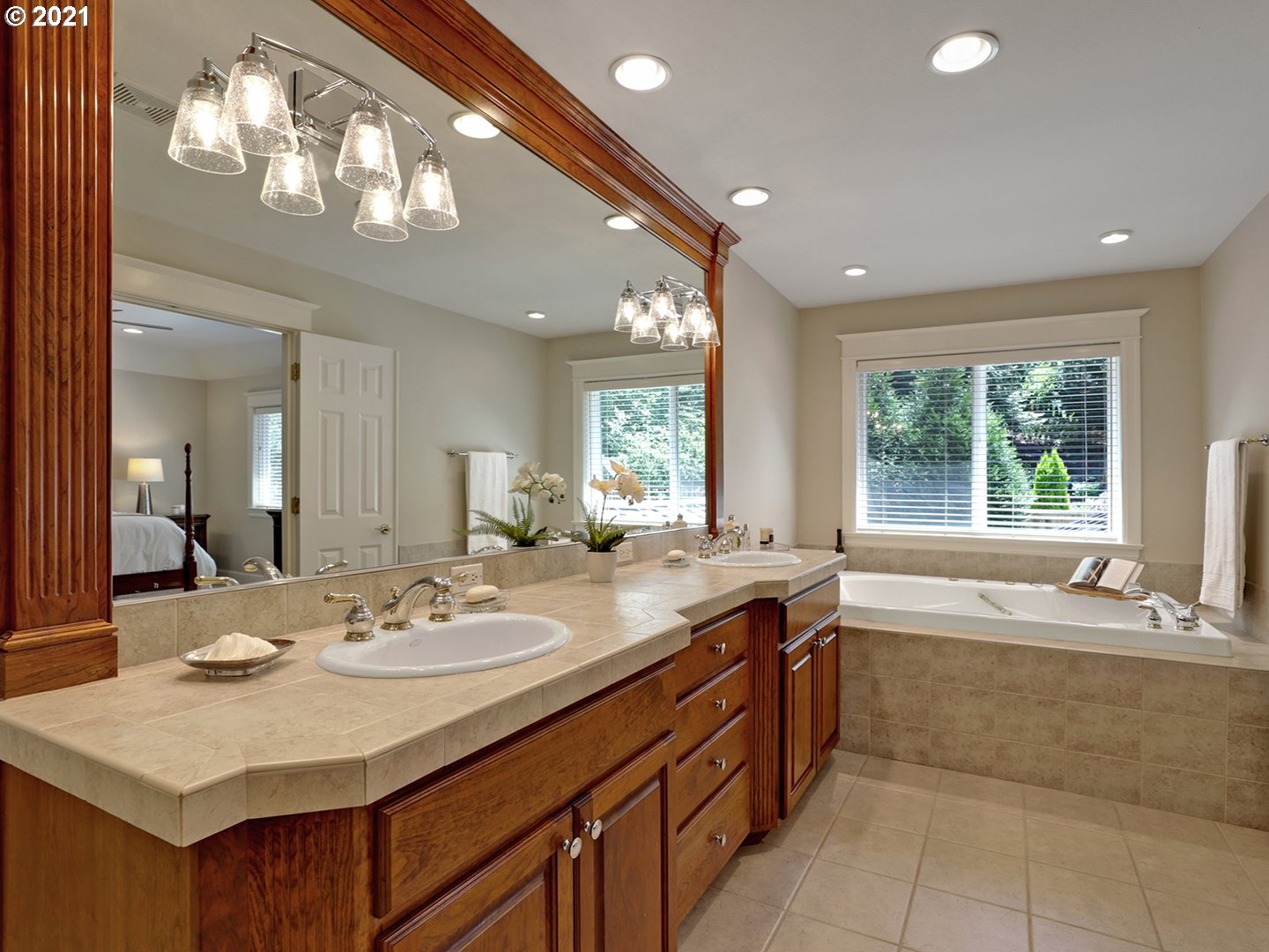 12092 Northwest Blackhawk Drive Portland, OR 97229 - Photo 17 of 31