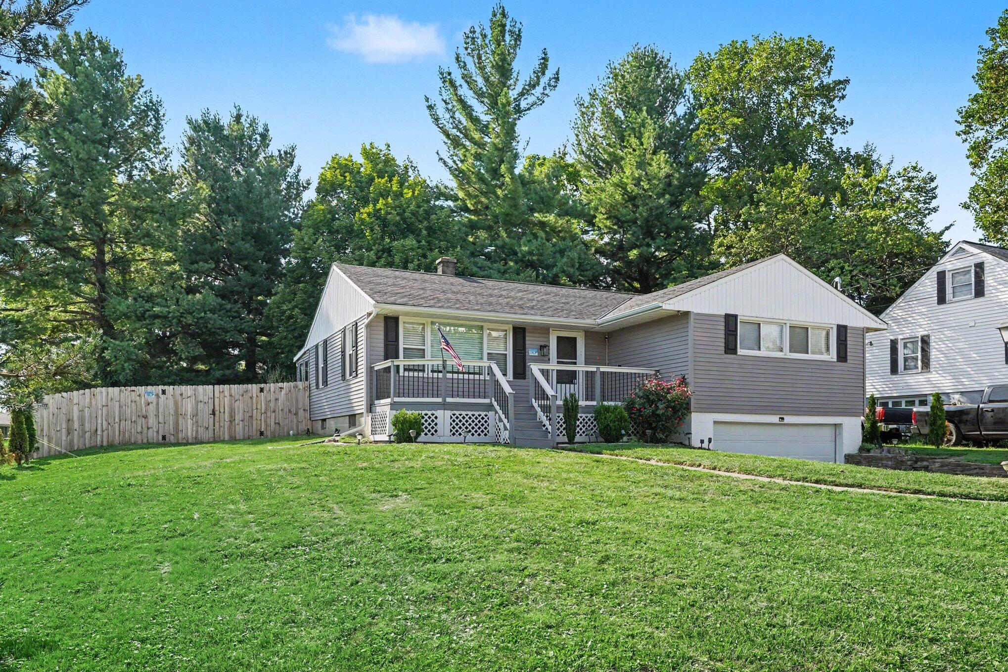 2975 Ridge Avenue Hebron, KY 41048 - Photo 3 of 27 004_file_7828