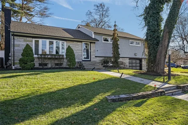 $769,000 | 210 Summit Drive, Cranston, RI 02920