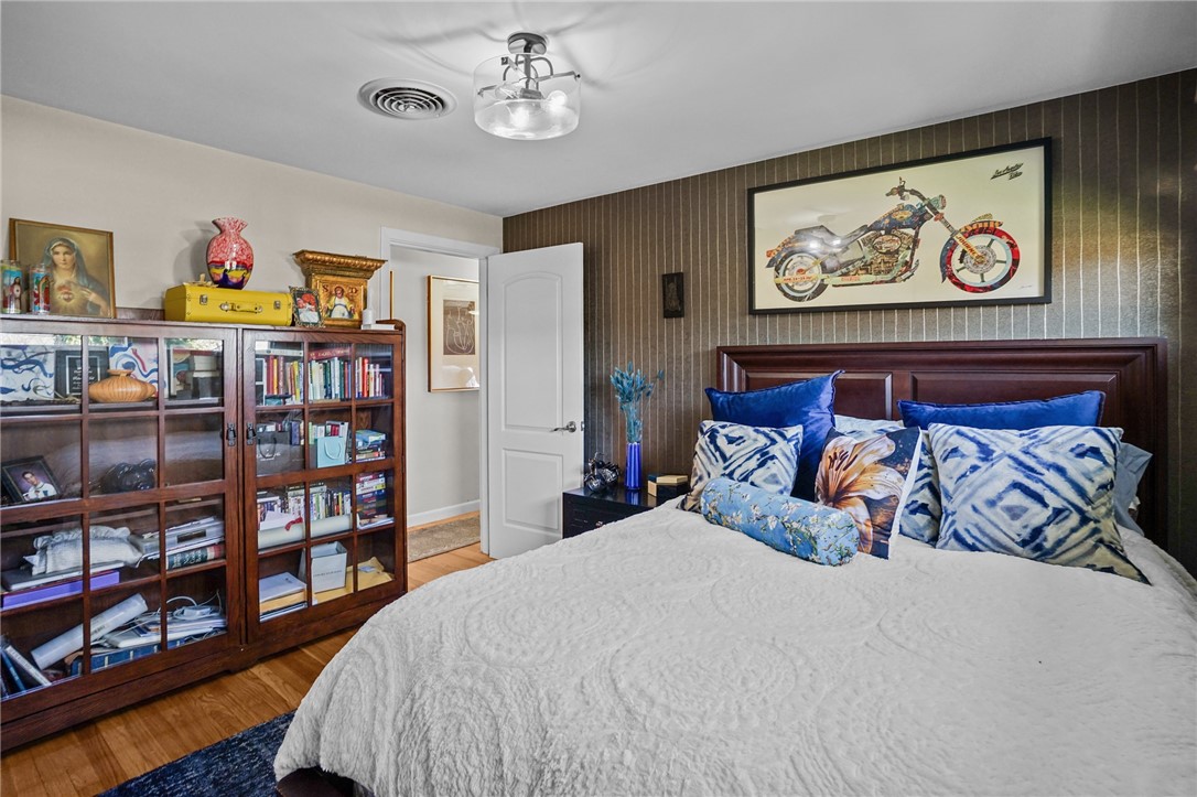 210 Summit Drive Cranston, RI 02920 - Photo 14 of 26