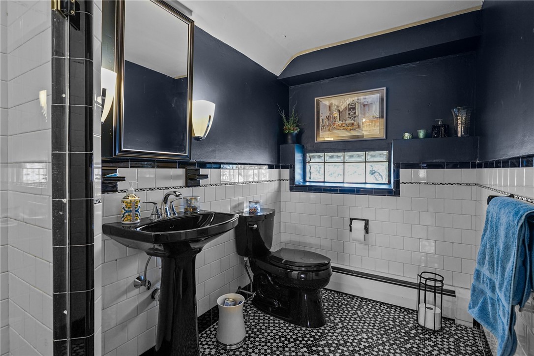 210 Summit Drive Cranston, RI 02920 - Photo 18 of 26