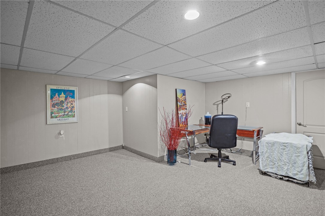 210 Summit Drive Cranston, RI 02920 - Photo 23 of 26