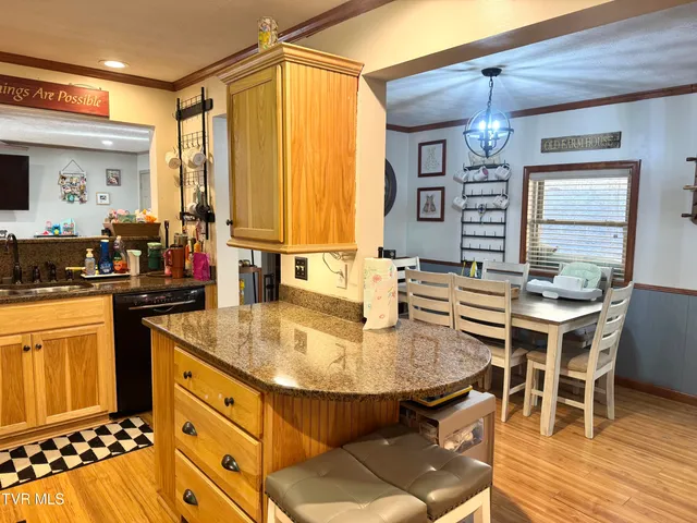 $216,500 | 226 7th Street Northeast, Norton, VA 24273