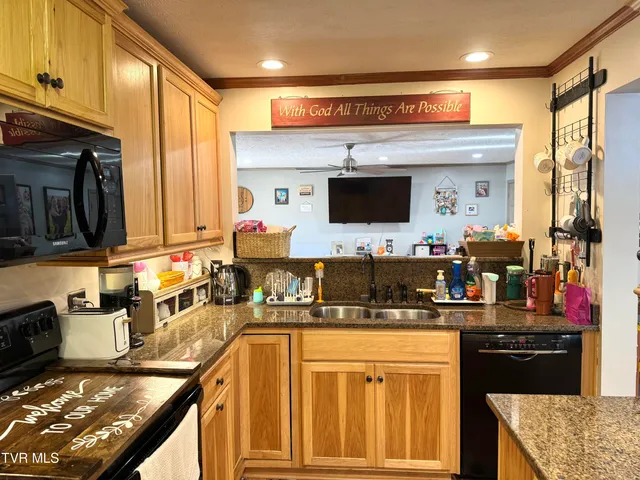 $216,500 | 226 7th Street Northeast, Norton, VA 24273