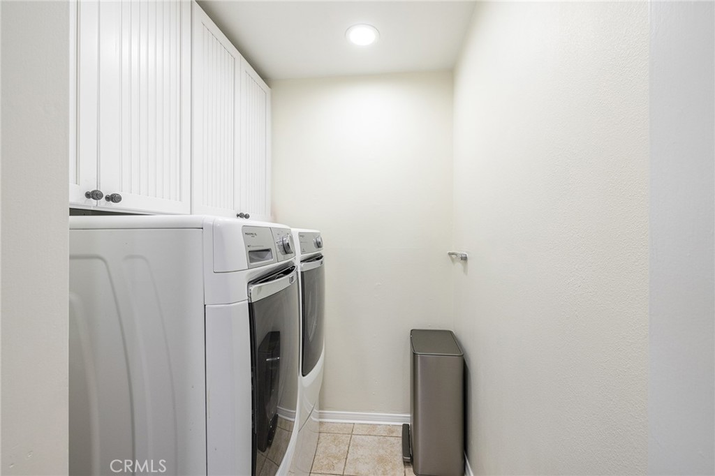2206 Stinson Street Simi Valley, CA 93065 - Photo 8 of 21
