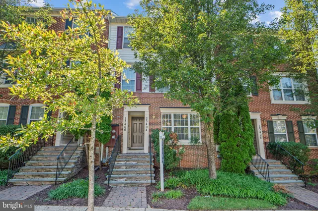 $2,500 | 23404 Rainbow Arch Drive, Unit 115, Clarksburg, MD 20871