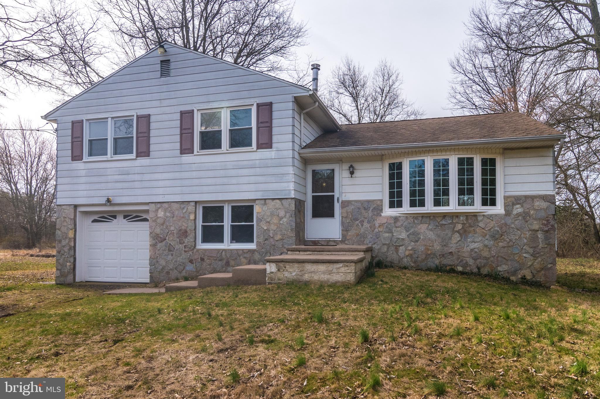 5906 Durham Road Pipersville, PA 18947 - Photo 2 of 36 Gallery Image 2