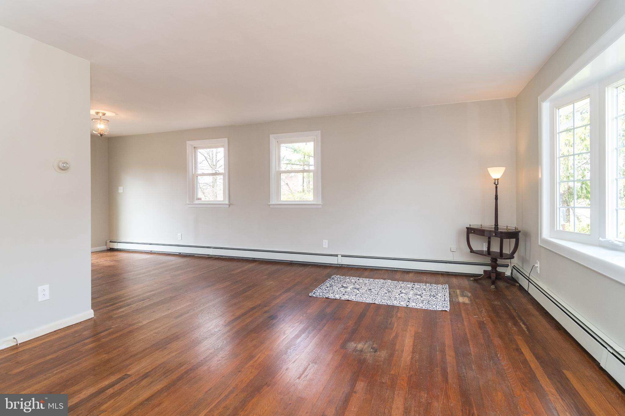 5906 Durham Road Pipersville, PA 18947 - Photo 5 of 36 Gallery Image 5