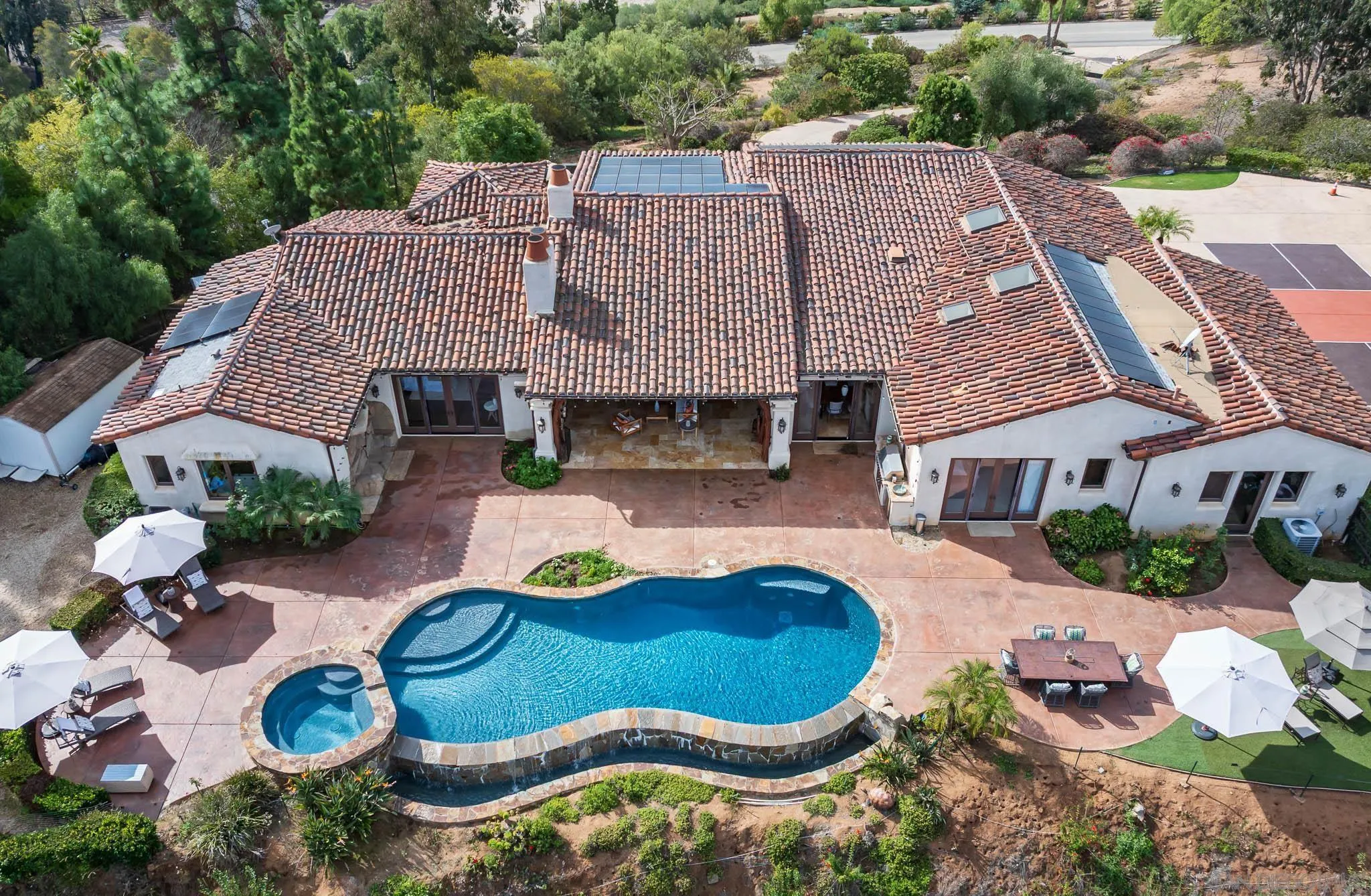 16531 Zumaque Street Rancho Santa Fe, CA 92067 - Photo 37 of 48 Gallery Image 37