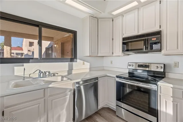 $214,900 | 3883 Desert Marina Drive, Unit 246, Laughlin, NV 89029