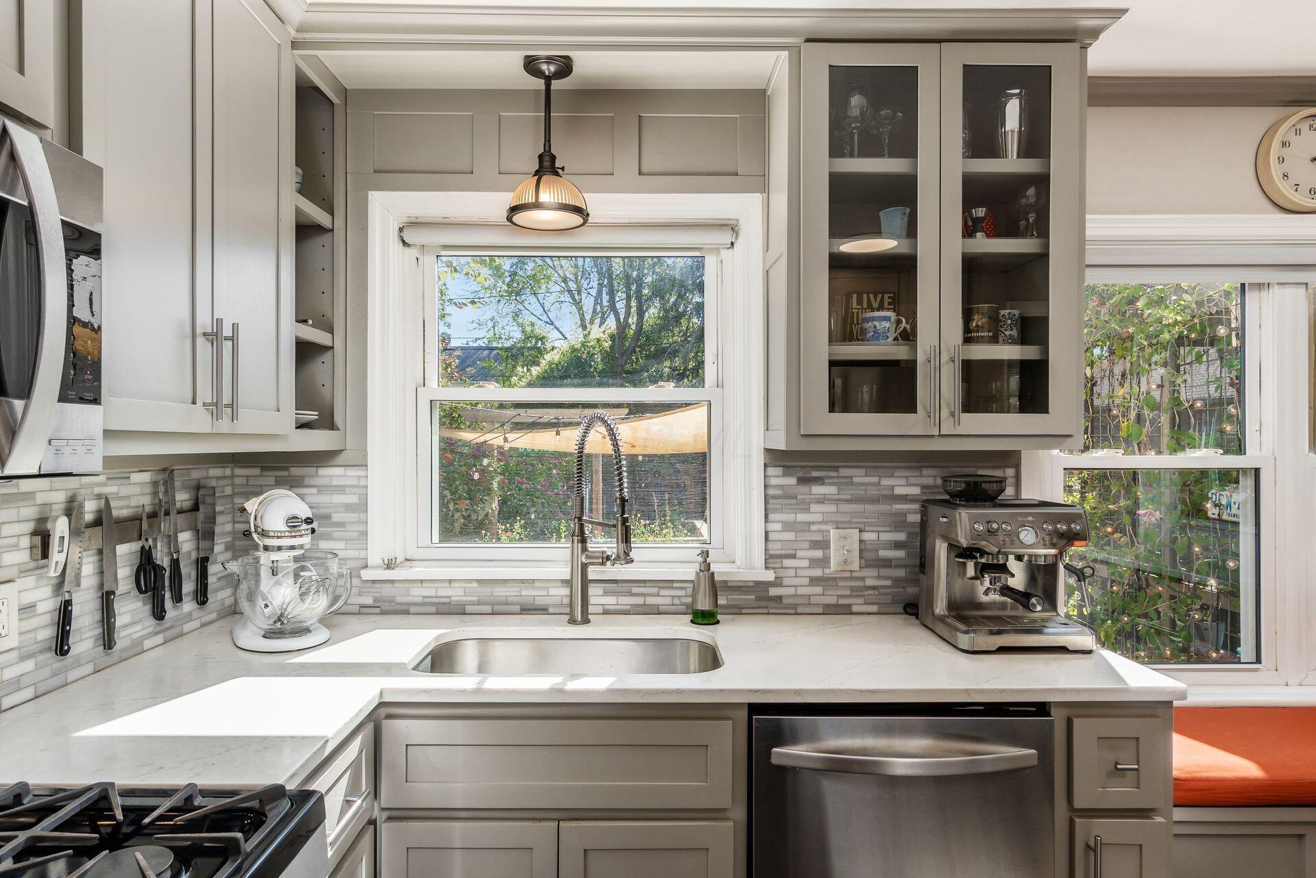 1535 Doone Road Columbus, OH 43221 - Photo 13 of 45 Kitchen