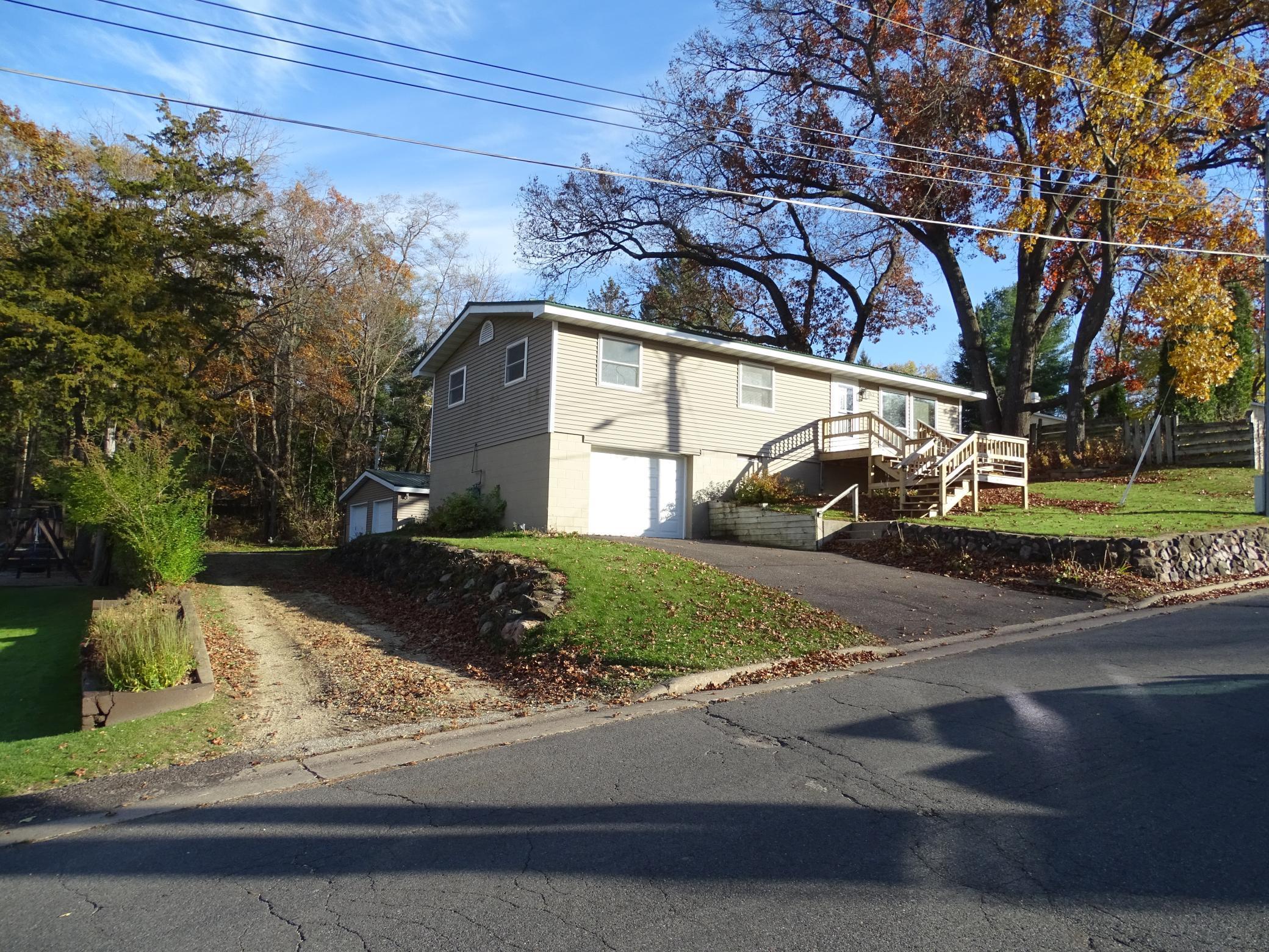 812 11th Avenue East Durand, WI 54736 - Photo 2 of 22