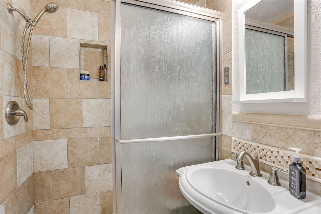 6424 Dakar Road Fort Worth, TX 76116 - Photo 24 of 40