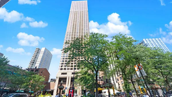 $7,500 | 1030 North State Street, Unit 2GH, Chicago, IL 60610