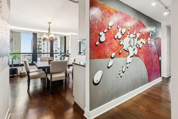 $7,500 | 1030 North State Street, Unit 2GH, Chicago, IL 60610