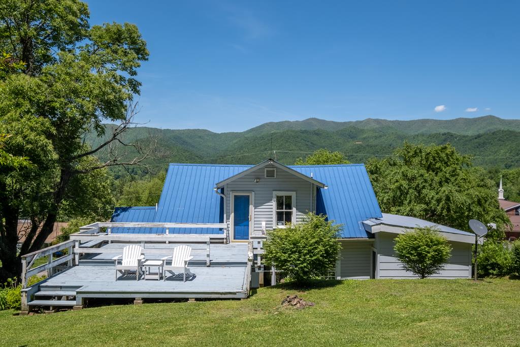 412 Aquone Road Andrews, NC 28901 - Photo 2 of 37 Gallery Image 2