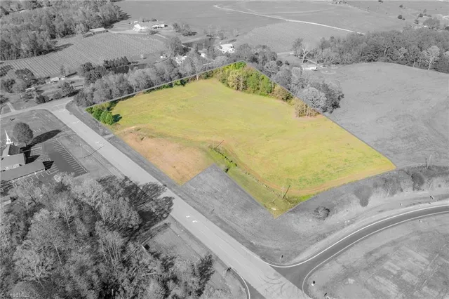 $265,000 | 1 Windsor Road, Hamptonville, NC 27020