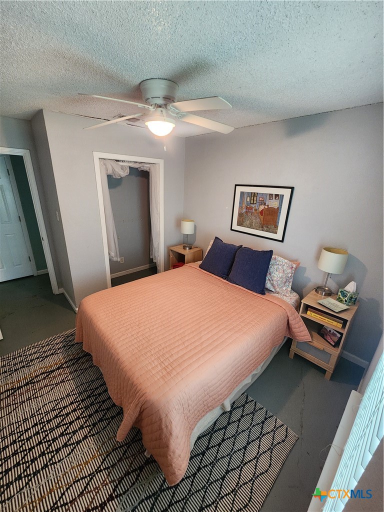 5222 Pine Place Austin, TX 78744 - Photo 15 of 21