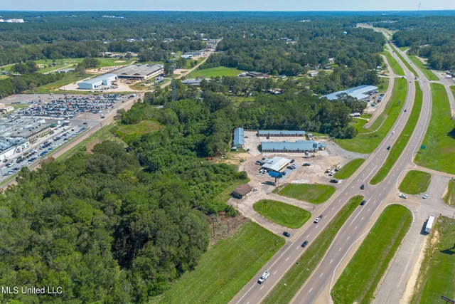 $474,900 | 3492 US 49, Collins, MS 39428